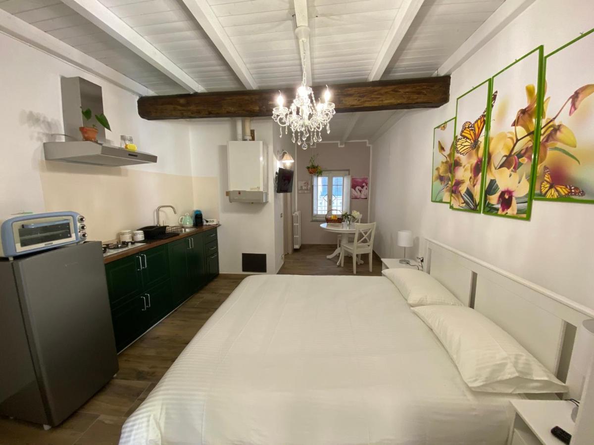 Nicolaus Apartment Sesto Calende Bagian luar foto