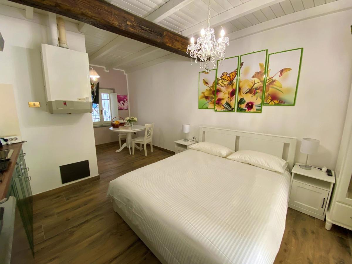 Nicolaus Apartment Sesto Calende Bagian luar foto