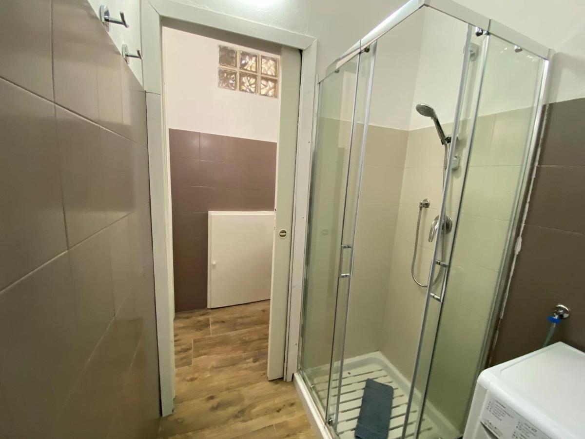 Nicolaus Apartment Sesto Calende Bagian luar foto