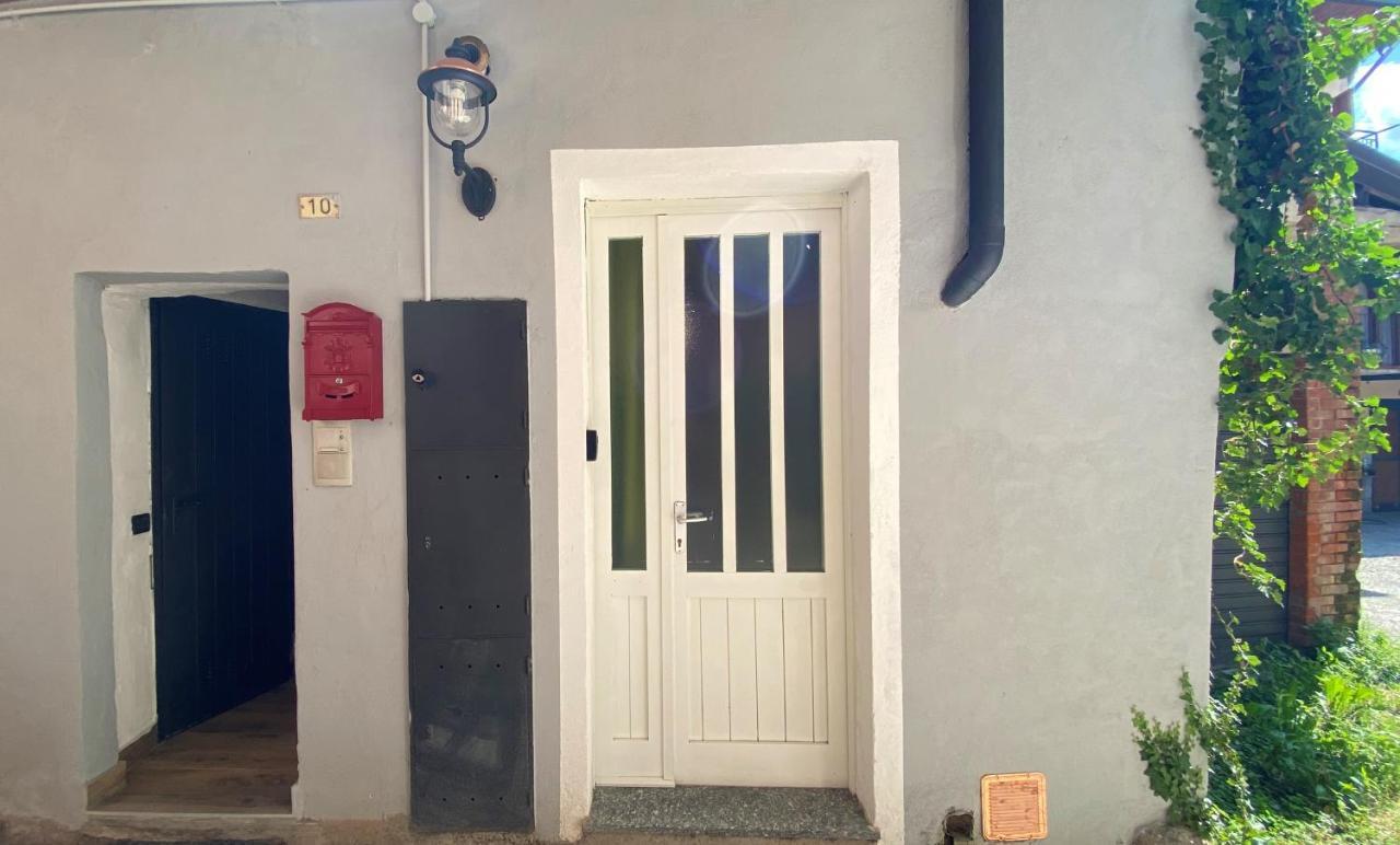 Nicolaus Apartment Sesto Calende Bagian luar foto