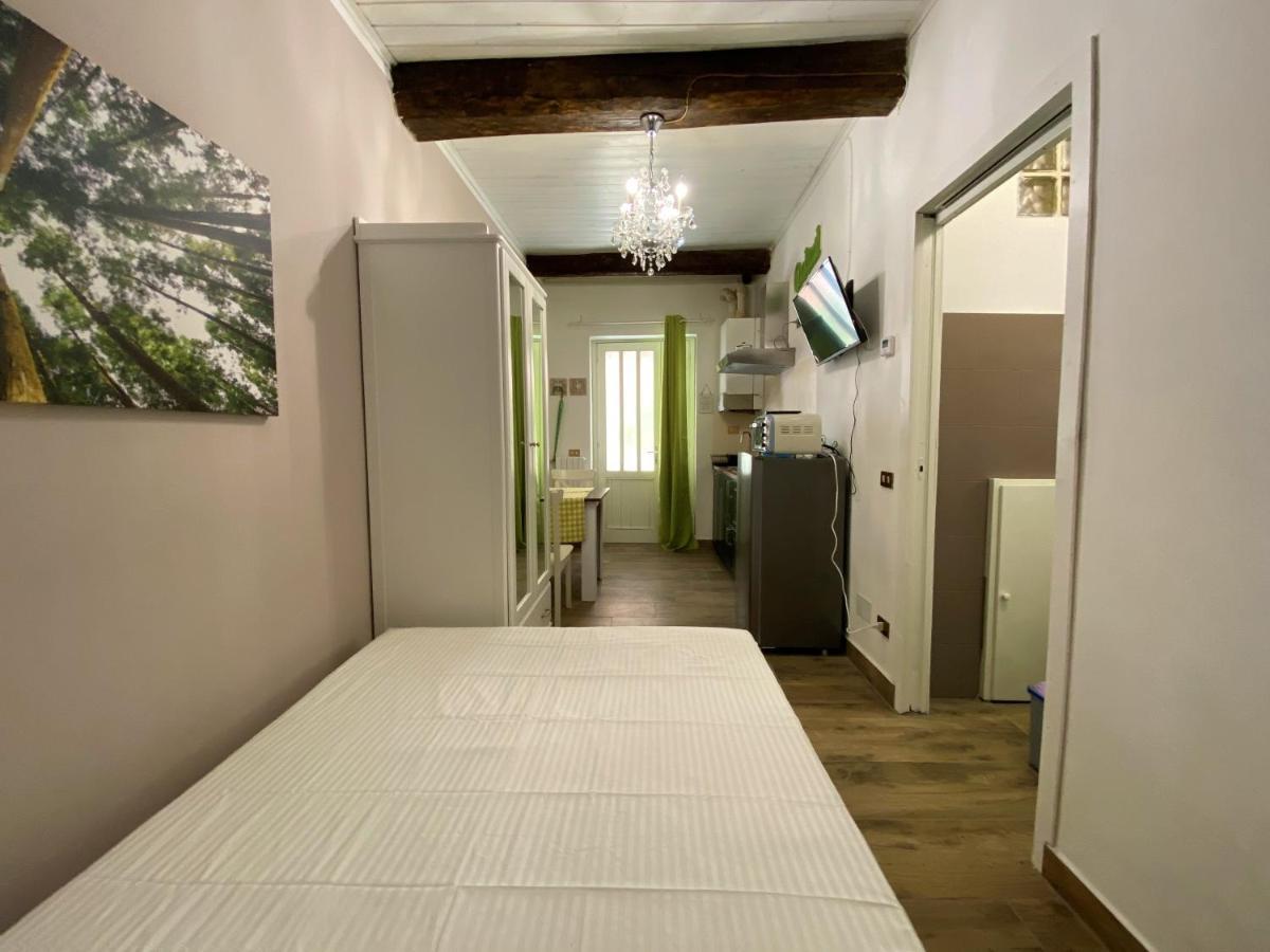 Nicolaus Apartment Sesto Calende Bagian luar foto