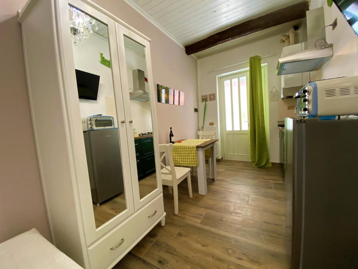 Nicolaus Apartment Sesto Calende Bagian luar foto
