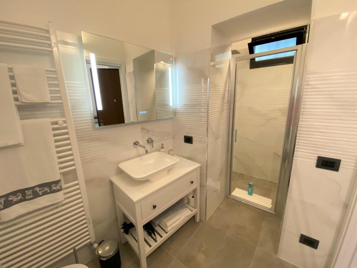 Nicolaus Apartment Sesto Calende Bagian luar foto