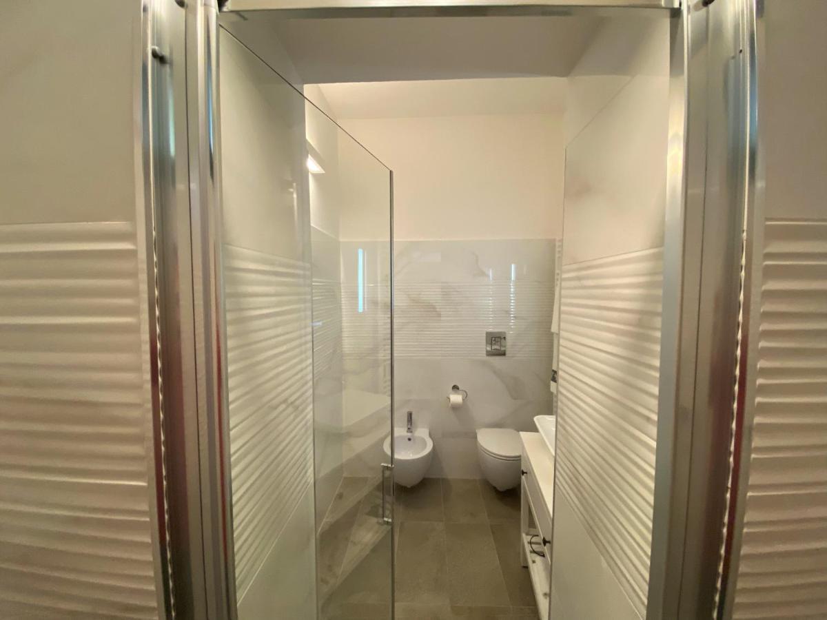 Nicolaus Apartment Sesto Calende Bagian luar foto